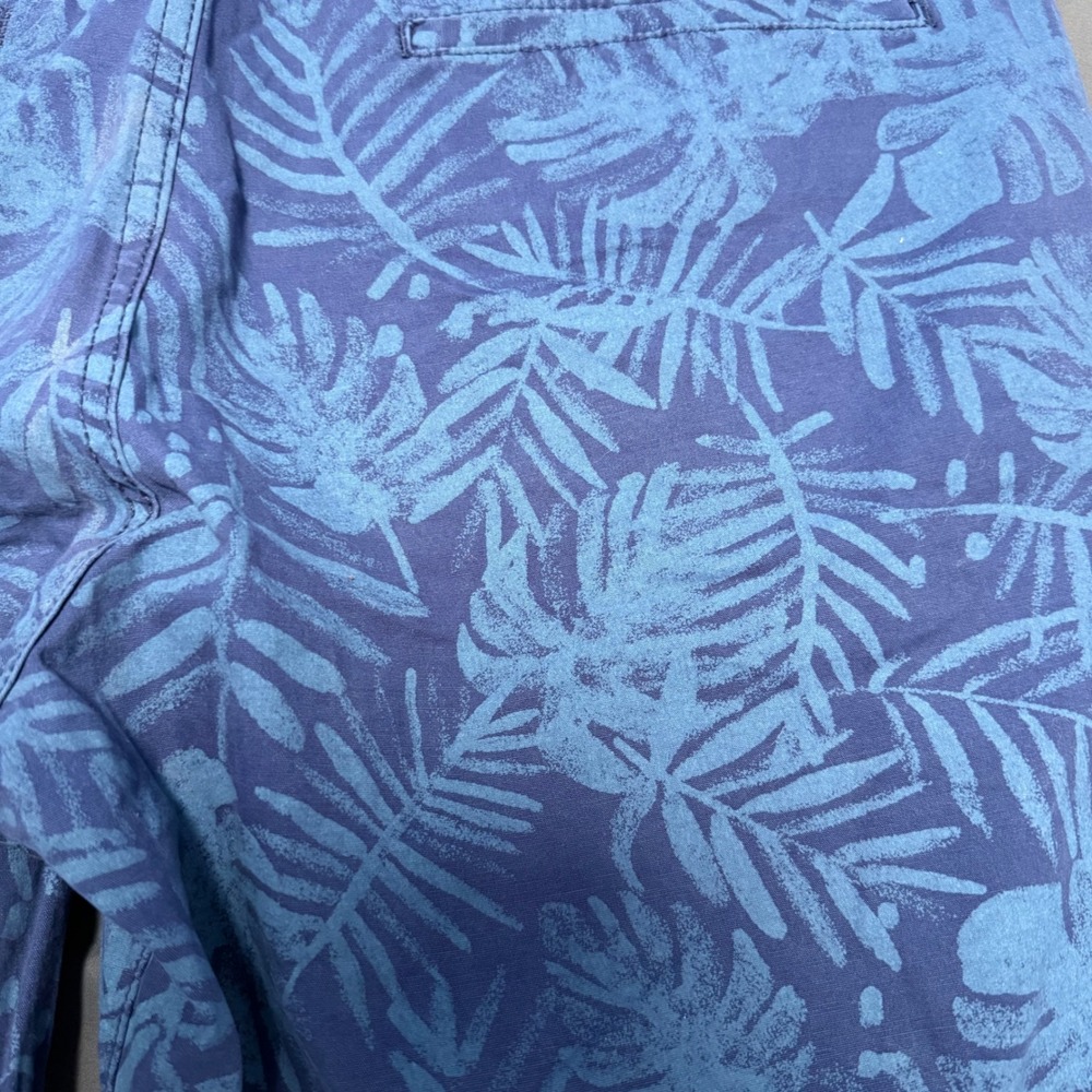 Gap Lived-In Shorts Mens 34 Blue Tropical Palm Leaf Chino - Picture 6 of 6